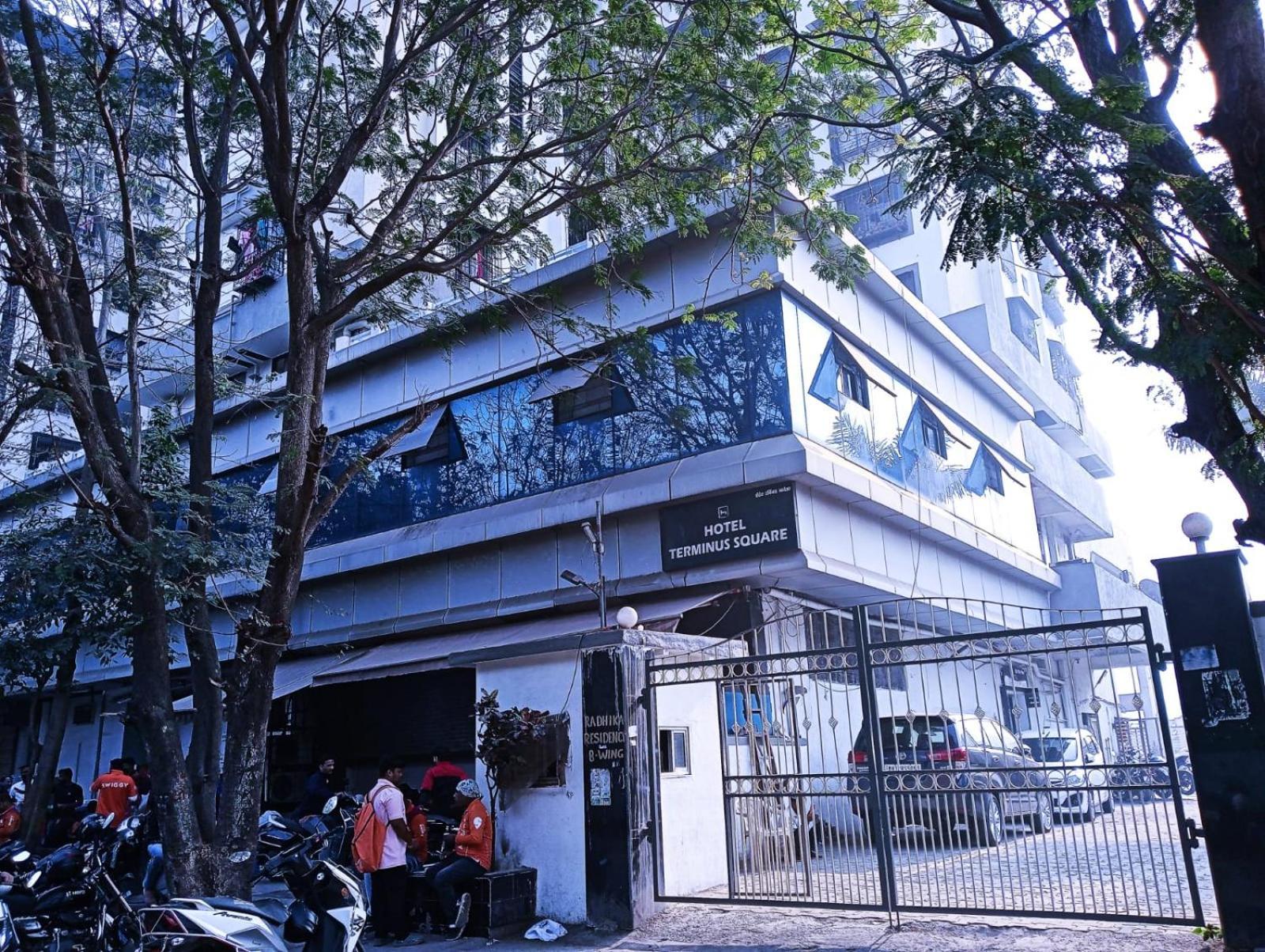 Terminus Square Hotel Kurla Ngoại thất bức ảnh