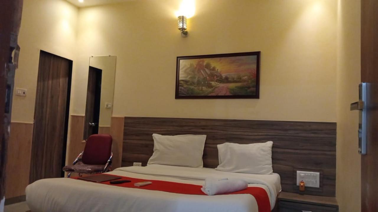 Terminus Square Hotel Kurla Ngoại thất bức ảnh