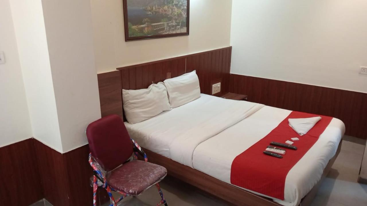 Terminus Square Hotel Kurla Ngoại thất bức ảnh