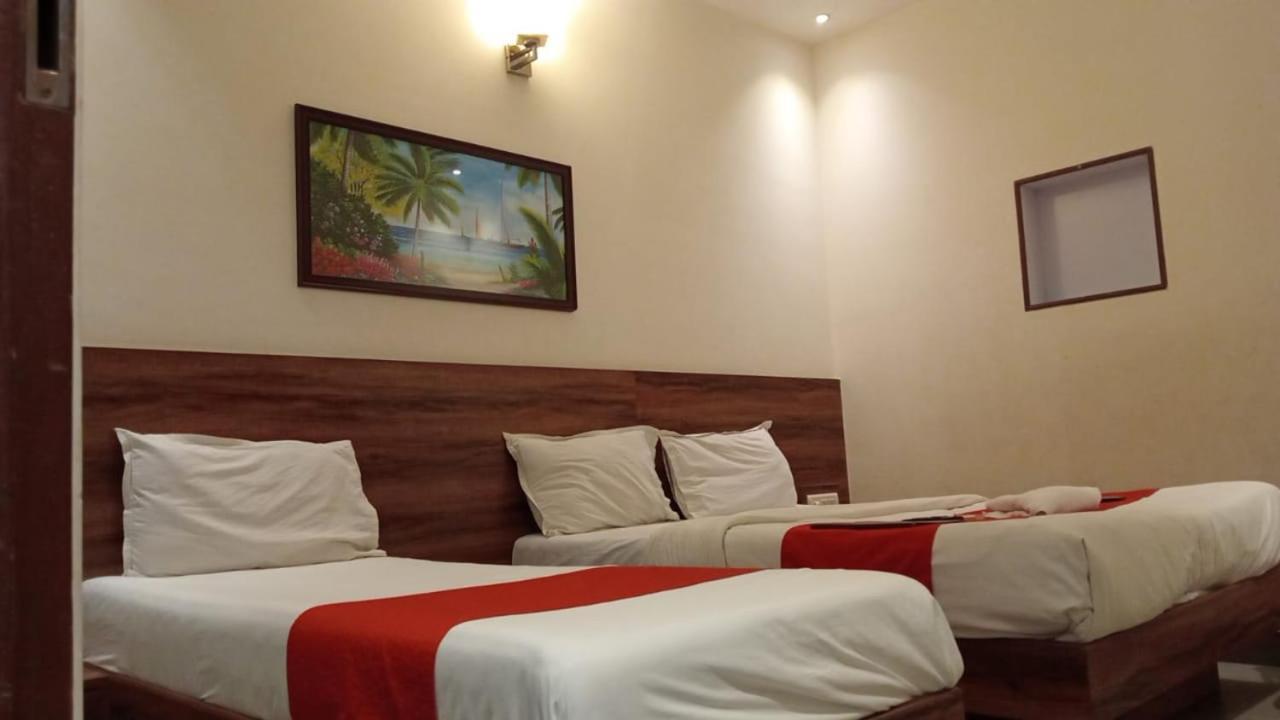 Terminus Square Hotel Kurla Ngoại thất bức ảnh