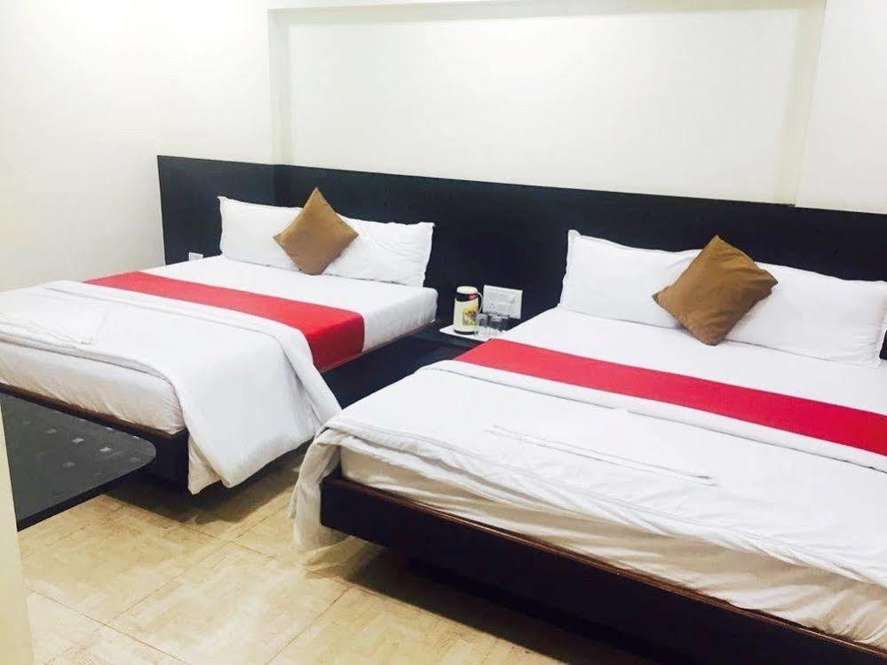 Terminus Square Hotel Kurla Ngoại thất bức ảnh