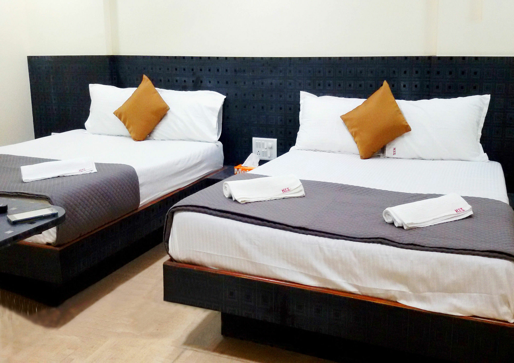 Terminus Square Hotel Kurla Ngoại thất bức ảnh