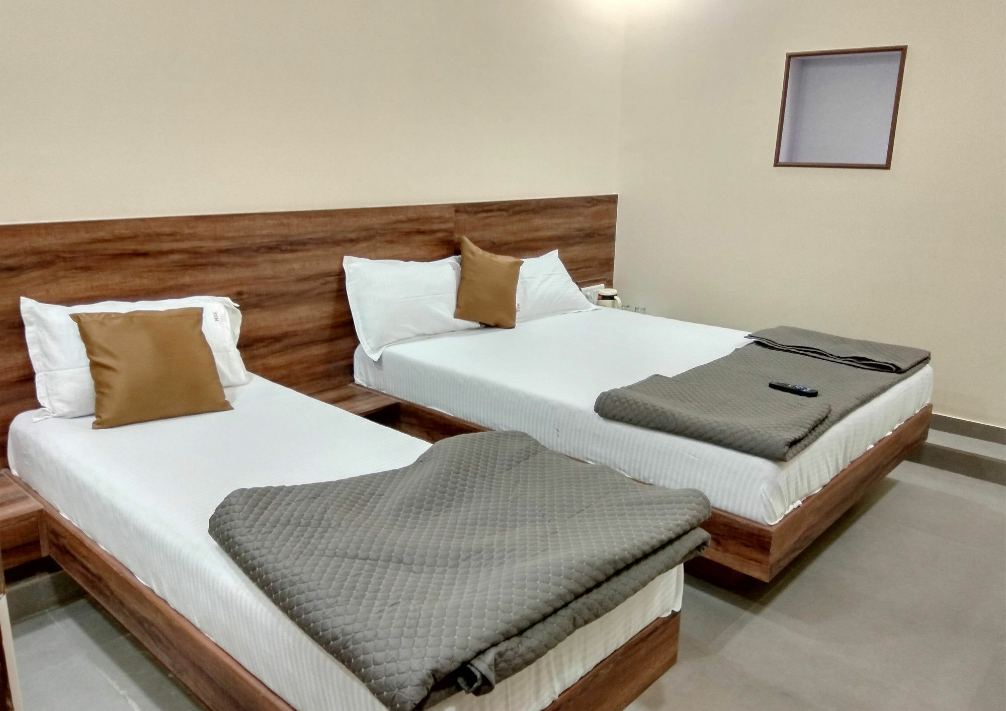 Terminus Square Hotel Kurla Ngoại thất bức ảnh