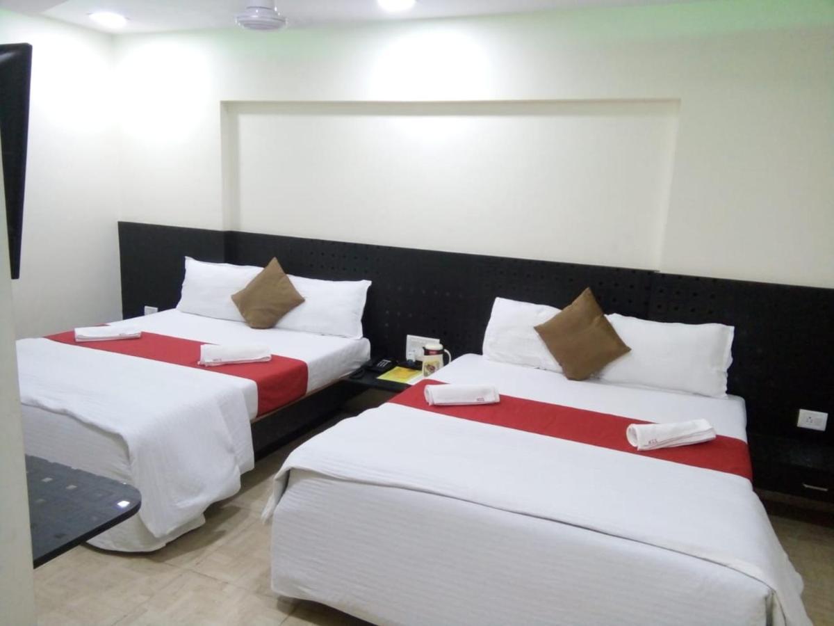 Terminus Square Hotel Kurla Ngoại thất bức ảnh